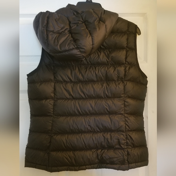 Charter Club Women's Black Vest Size L - Picture 2 of 7